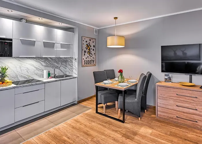 Good Time - Gorna 스클라르스카포렘바